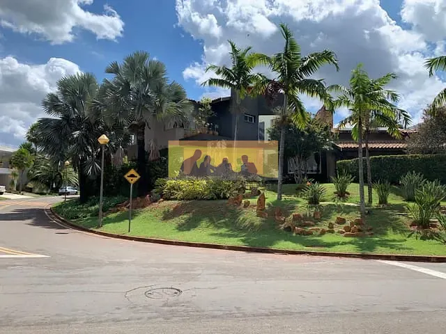 Casa com 1089m² 4 quartos e 7 banheiros, à venda, no bairro Vila Hollândia em Campinas