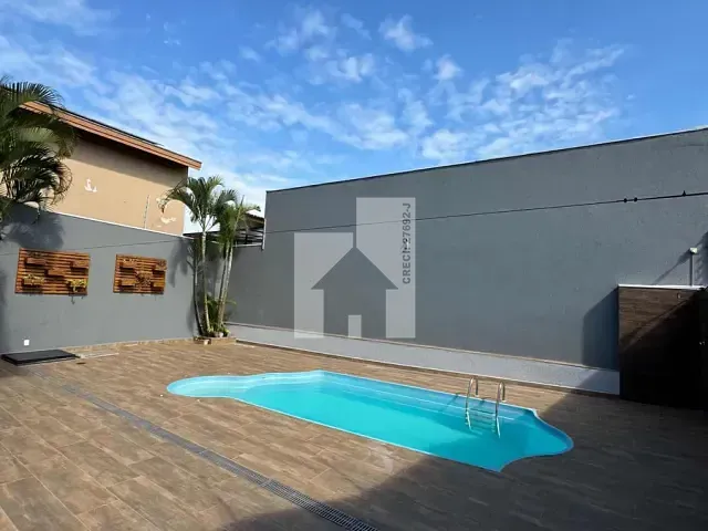 Casa com 250m² 3 quartos e 4 banheiros, à venda, no bairro Jardim São Vicente em Jundiaí