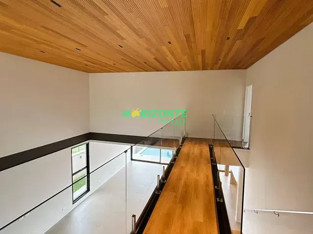 Casa 4 quartos e 5 banheiros, à venda, no bairro urbanova em São José dos Campos