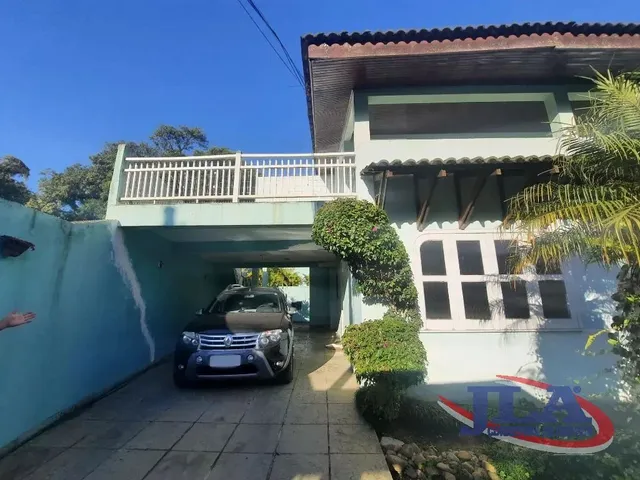 Casa com 584m² 5 quartos e 6 banheiros, à venda, no bairro Boa Vista em Curitiba