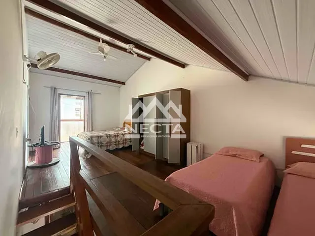 Casa com 70m² 1 quarto e 1 banheiro, à venda, no bairro Martim de Sá em Caraguatatuba