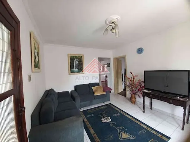 Casa com 200m² 2 quartos e 1 banheiro, à venda, no bairro Vila Bocaina em Mauá