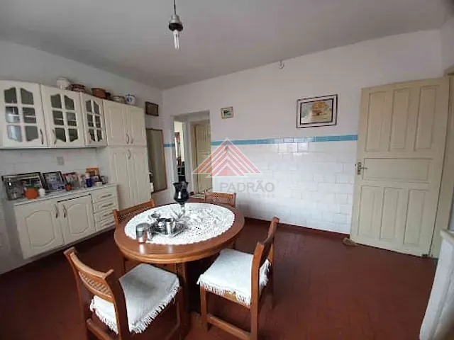 Casa com 200m² 2 quartos e 1 banheiro, à venda, no bairro Vila Bocaina em Mauá
