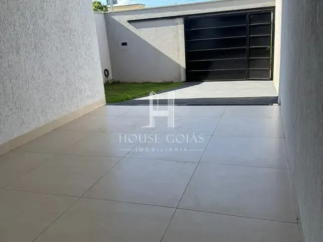 Casa 3 quartos e 2 banheiros, à venda, no bairro Residencial Vieira em Trindade