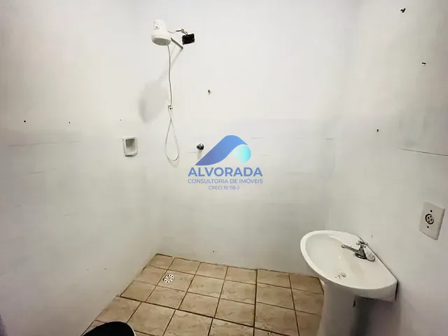 Casa com 250m² 2 quartos e 1 banheiro, à venda, no bairro Jardim Satélite em São José dos Campos