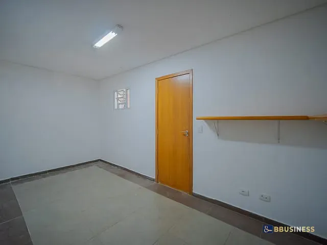Casa com 500m² 5 quartos e 9 banheiros, à venda, no bairro San Diego em Vargem Grande Paulista