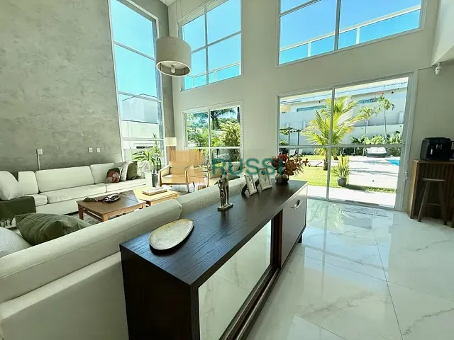 Casa com 1000m² 3 quartos e 5 banheiros, à venda, no bairro Condomínio Residencial Mirante do Vale em Jacareí