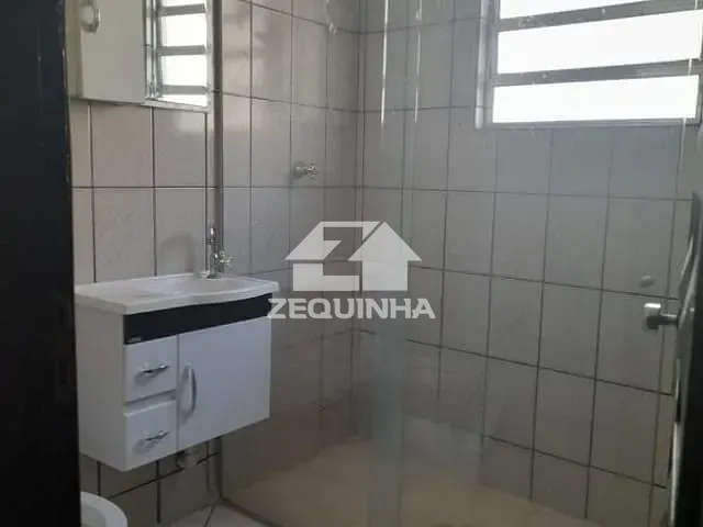 Casa com 220m² 4 quartos e 2 banheiros, à venda, no bairro Bela Vista em Osasco