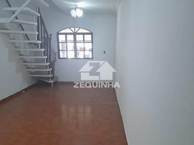 Casa, 4 quartos, 294 m² - Foto 1