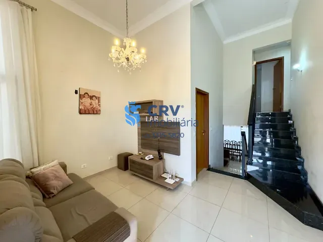 Casa com 275m² 3 quartos e 6 banheiros, à venda, no bairro Jardim Tókio em Londrina