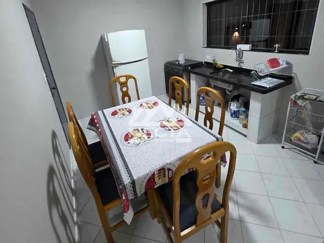 Casa com 258m² 3 quartos e 2 banheiros, à venda, no bairro Indaiá em Caraguatatuba