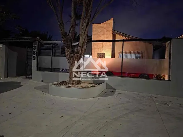 Casa com 258m² 3 quartos e 2 banheiros, à venda, no bairro Indaiá em Caraguatatuba