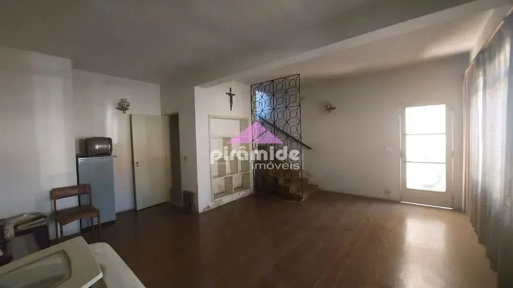 Casa, 3 quartos, 181 m² - Foto 2
