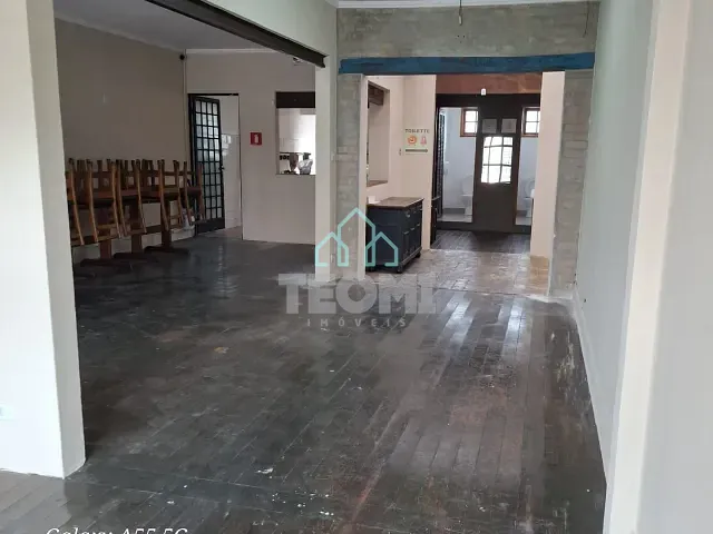 Casa com 121m², à venda, no bairro Centro em Taubaté