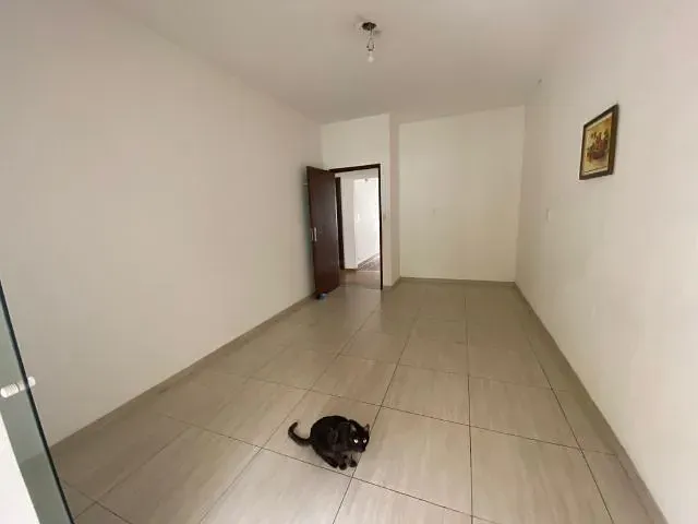Casa com 300m² 2 quartos e 2 banheiros, à venda, no bairro Fundação em São Caetano do Sul