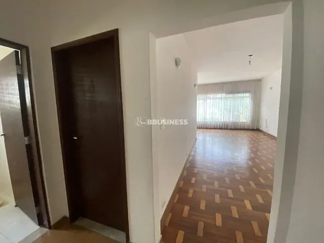 Casa com 300m² 2 quartos e 2 banheiros, à venda, no bairro Fundação em São Caetano do Sul