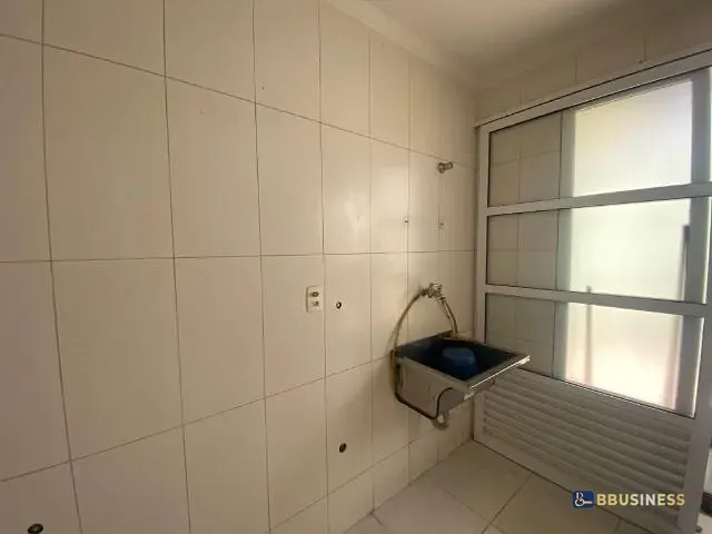 Casa com 300m² 2 quartos e 2 banheiros, à venda, no bairro Fundação em São Caetano do Sul