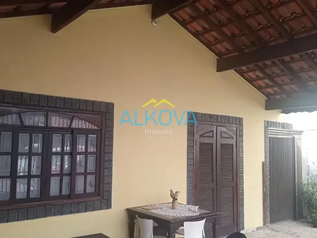 Casa com 250m² 3 quartos e 3 banheiros, à venda, no bairro Jardim Santa Inês II em São José dos Campos