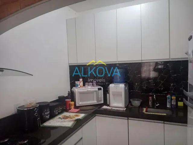 Casa com 250m² 3 quartos e 3 banheiros, à venda, no bairro Jardim Santa Inês II em São José dos Campos