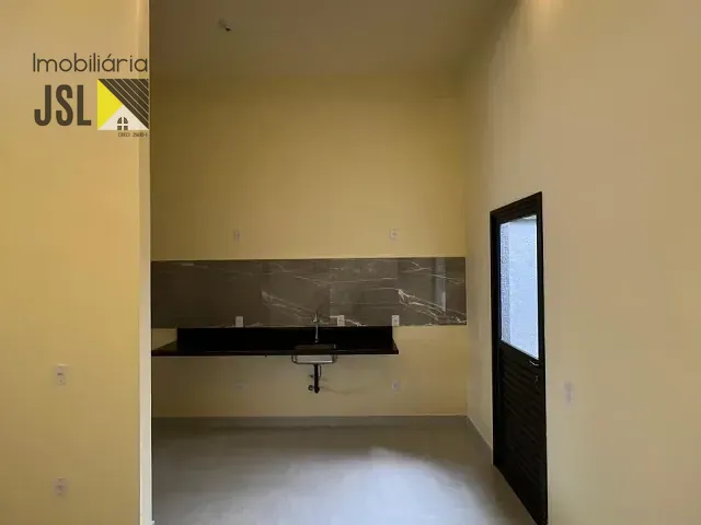 Casa 2 quartos e 2 banheiros, à venda, no bairro Loteamento Parque do Museu em Caçapava