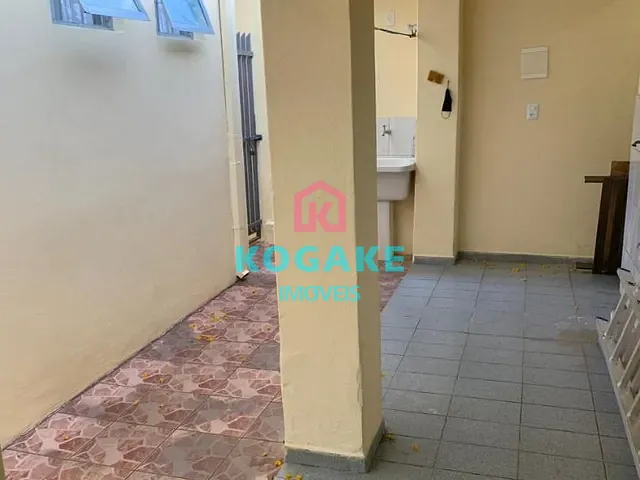 Casa com 60m² 1 quarto e 1 banheiro, para alugar, no bairro Jardim Satélite em São José dos Campos