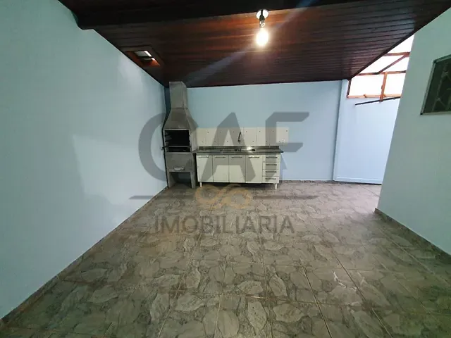 Casa com 336m² 3 quartos e 3 banheiros, à venda, no bairro Parque Residencial Imigrantes em Holambra