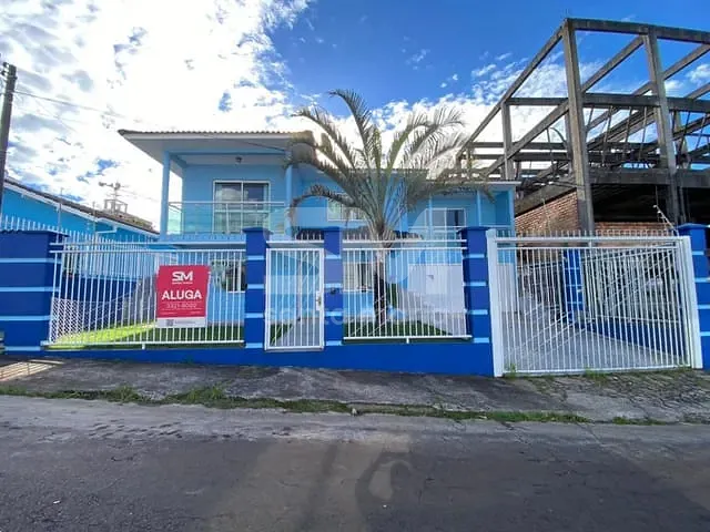 Casa 3 quartos e 4 banheiros, para alugar, no bairro São Cristóvão em Chapecó