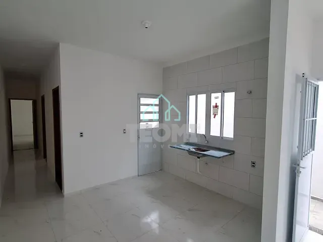 Casa com 125m² 2 quartos e 2 banheiros, à venda, no bairro Jardim Continental em Taubaté