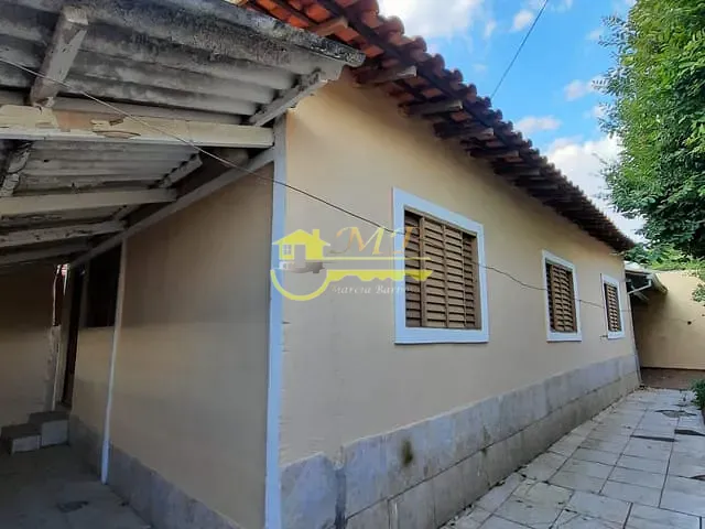 Casa 3 quartos e 1 banheiro, à venda, no bairro Parque Dom Pedro II em Campinas