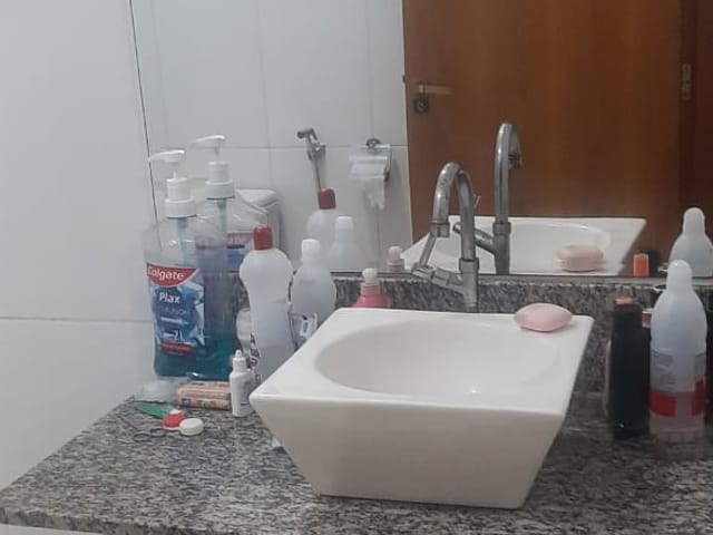 Casa 5 quartos e 4 banheiros, à venda, no bairro Vila São Geraldo em Taubaté