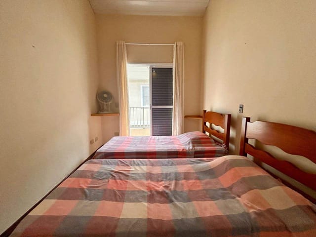 Casa 2 quartos e 2 banheiros, à venda, no bairro Centro em Bertioga