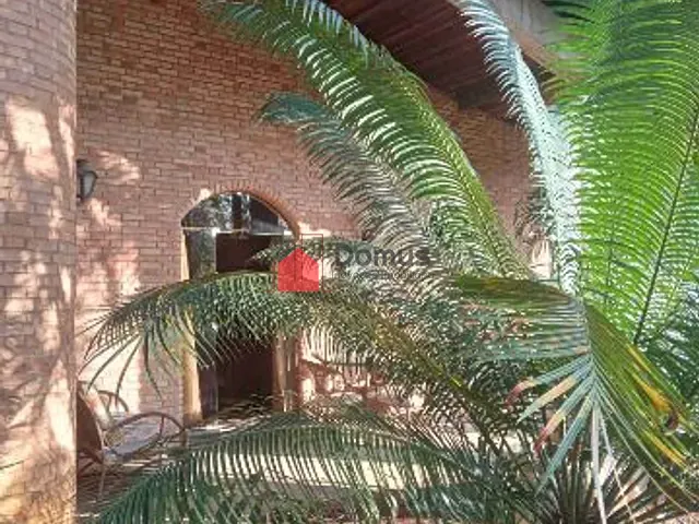 Casa com 1200m² 4 quartos e 6 banheiros, à venda ou para alugar, no bairro Nossa Senhora do Perpétuo Socorro em Pindamonhangaba