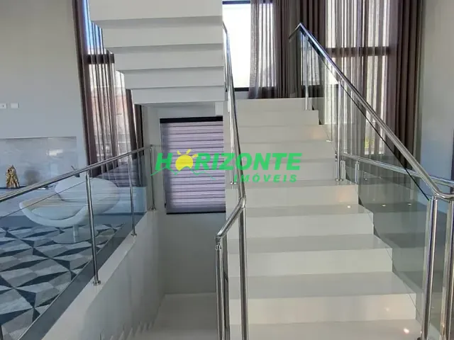 Casa com 700m² 5 quartos e 7 banheiros, à venda, no bairro urbanova em São José dos Campos