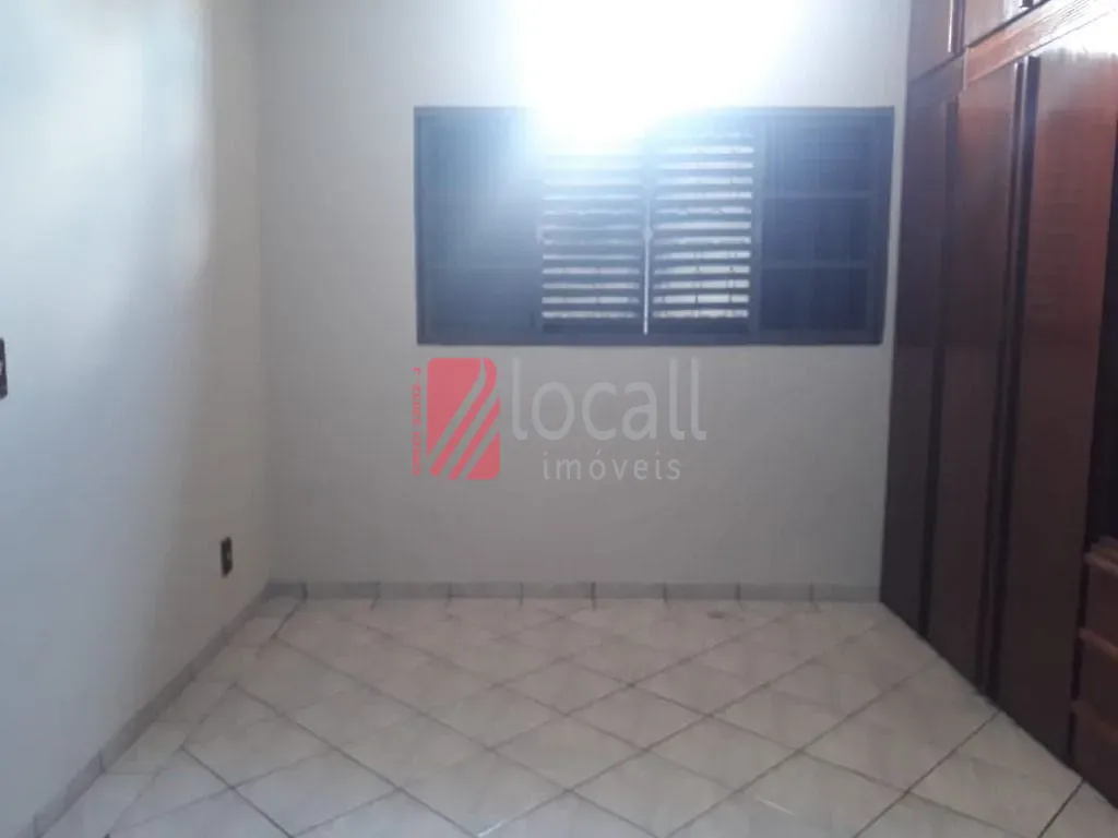 Casa com 3 quartos para aluguel, 280m² — foto 4 de 23