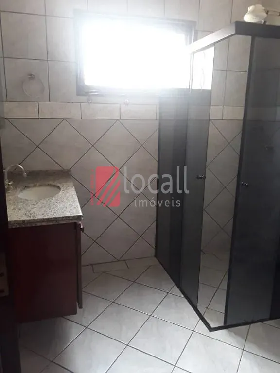 Casa com 3 quartos para aluguel, 280m² — foto 5 de 23