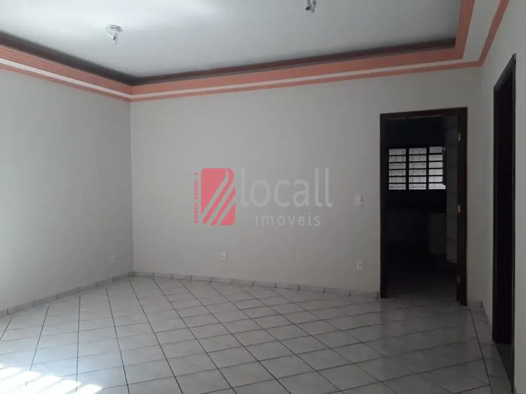 Casa com 3 quartos para aluguel, 280m² — foto 10 de 23