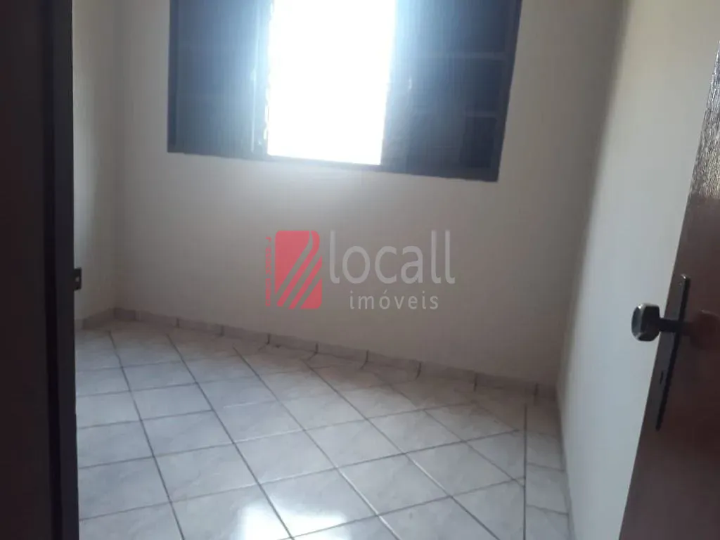 Casa com 3 quartos para aluguel, 280m² — foto 12 de 23