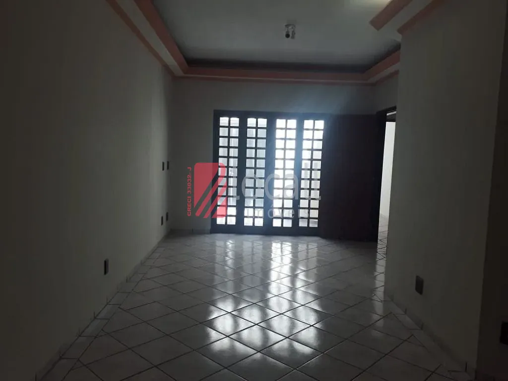 Casa com 3 quartos para aluguel, 280m² — foto 11 de 23