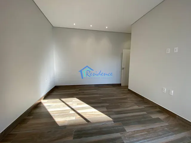 Casa com 190m² 3 quartos e 4 banheiros, à venda, no bairro Dona Lucila em Indaiatuba