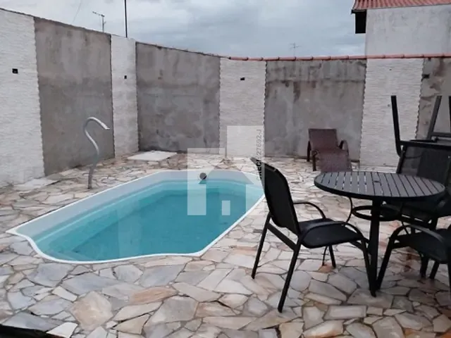 Casa com 300m² 3 quartos e 2 banheiros, à venda, no bairro Vila Viotto em Jundiaí