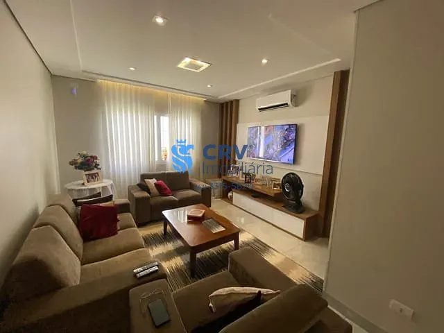 Casa com 350m² 3 quartos e 3 banheiros, à venda, no bairro Santa Mônica em Londrina