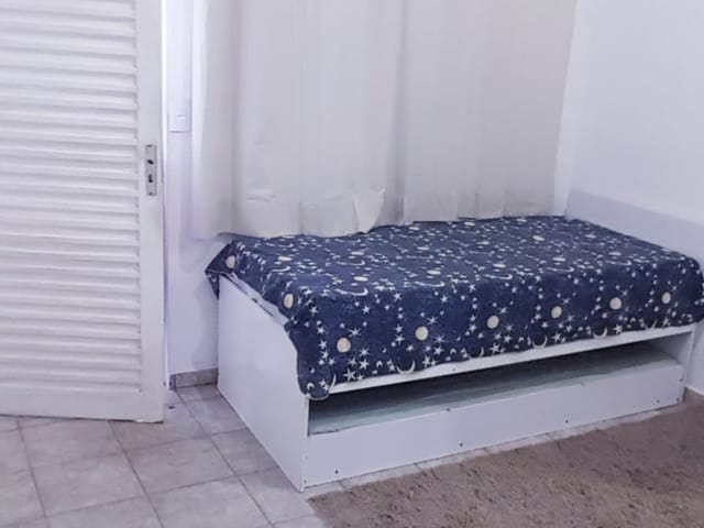 Casa com 250m² 2 quartos e 2 banheiros, à venda, no bairro Parque Senhor do Bonfim em Taubaté