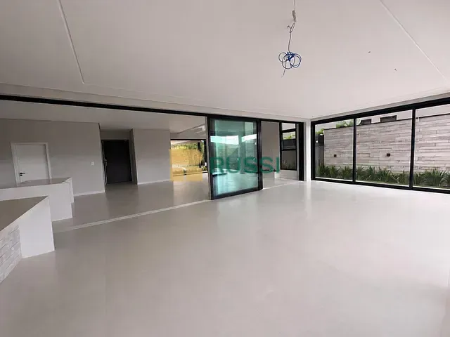 Casa com 535m² 4 quartos e 6 banheiros, à venda, no bairro Condomínio Residencial Alphaville II em São José dos Campos