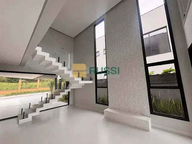 Casa com 535m² 4 quartos e 6 banheiros, à venda, no bairro Condomínio Residencial Alphaville II em São José dos Campos