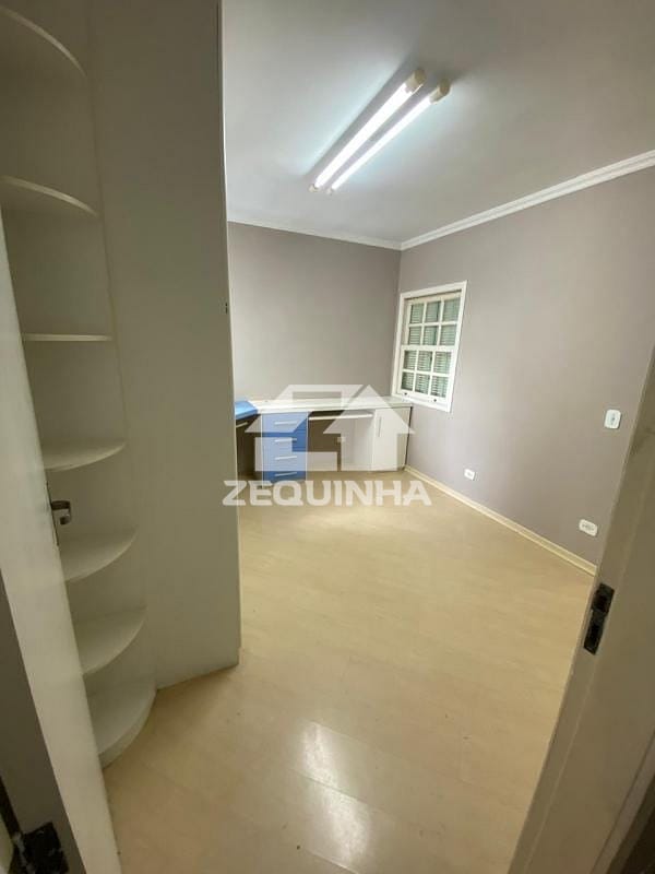 Casa, 3 quartos, 219 m² - Foto 14