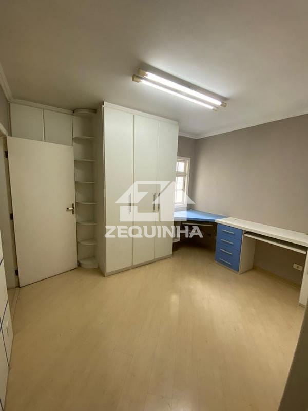 Casa, 3 quartos, 219 m² - Foto 17