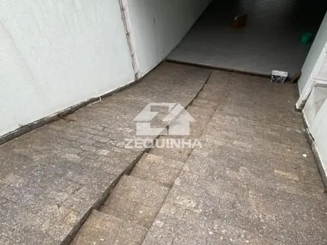 Casa com 127m² 3 quartos e 3 banheiros, à venda, no bairro Umuarama em Osasco