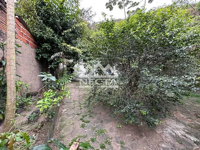 Casa com 402m² 3 quartos e 2 banheiros, à venda, no bairro Sumaré em Caraguatatuba