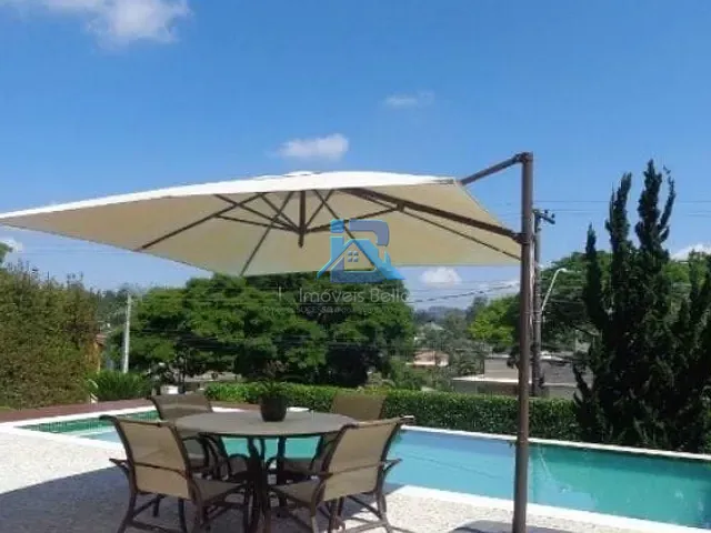 Casa com 1800m² 4 quartos e 5 banheiros, à venda, no bairro Ville Chamonix em Itatiba