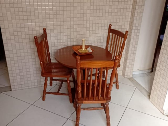 Casa com 360m² 3 quartos e 1 banheiro, à venda, no bairro Parque Califórnia em Campos dos Goytacazes